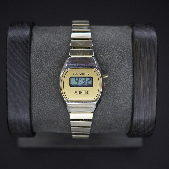 Intel Accessories - Vintage QUINTEL Digital Watch Quartz Gold Tone Unisex New Battery